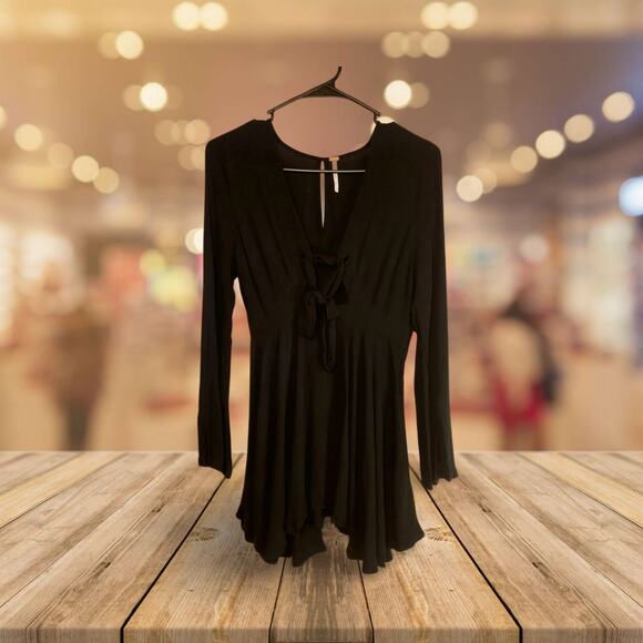 Free People Black Long Sleeve Mini Dress Lace Up Front‎ Size 2 - Picture 1 of 5
